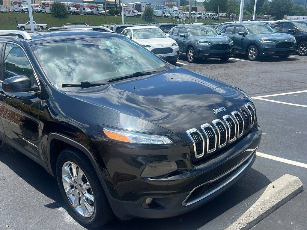 2015 Jeep Cherokee Limited — SUV — 111,740 mi — Johnson City, TN