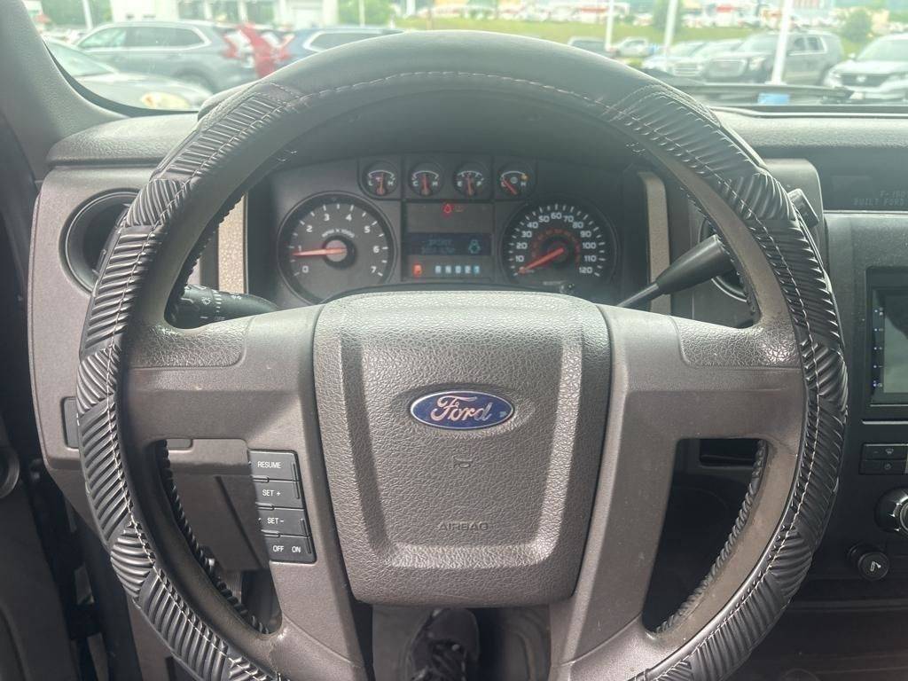 2010 Ford F-150 STX — Pickup Truck — 140,568 mi — Johnson City, TN