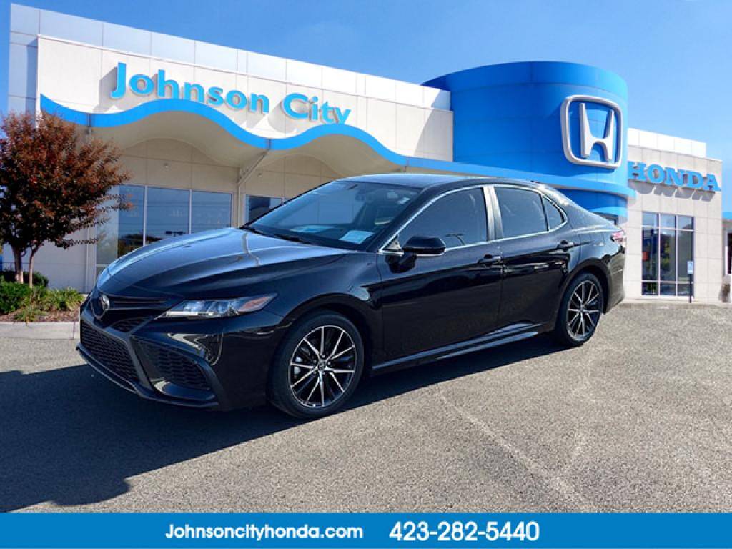 2023 Toyota Camry SE — Sedan — 27,011 mi — Johnson City, TN