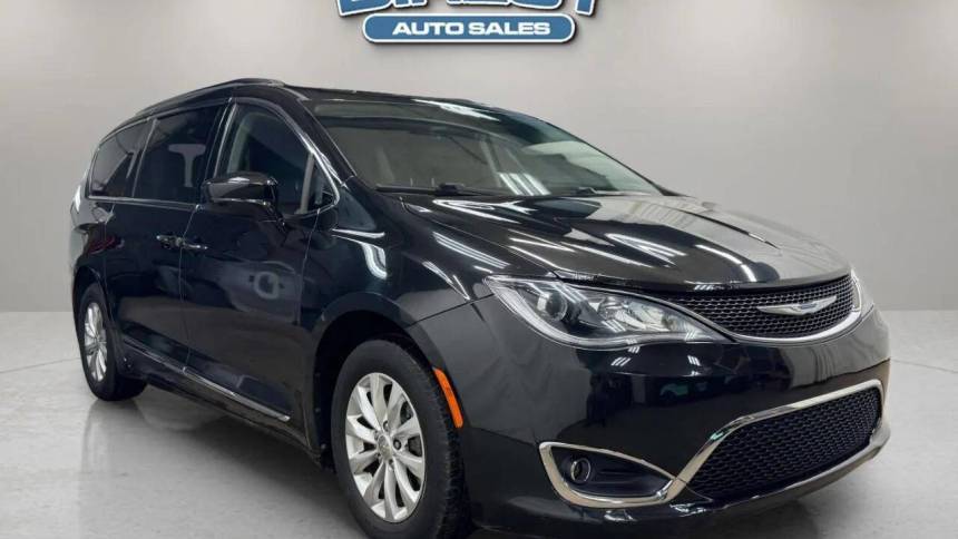 2018 Chrysler Pacifica Touring L Plus — Minivan — 63,052 mi — Philladelphia, PA