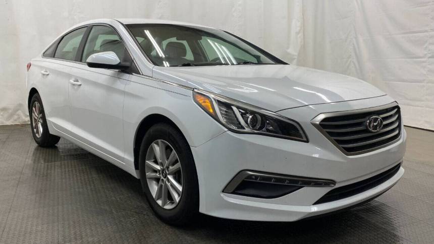 2015 Hyundai Sonata SE — Sedan — 97,892 mi — Philladelphia, PA