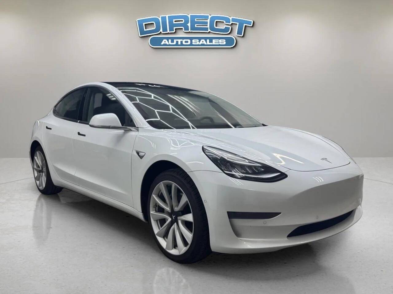 2019 Tesla Model 3 Standard Range Plus — Sedan — 83,371 mi — Philladelphia, PA