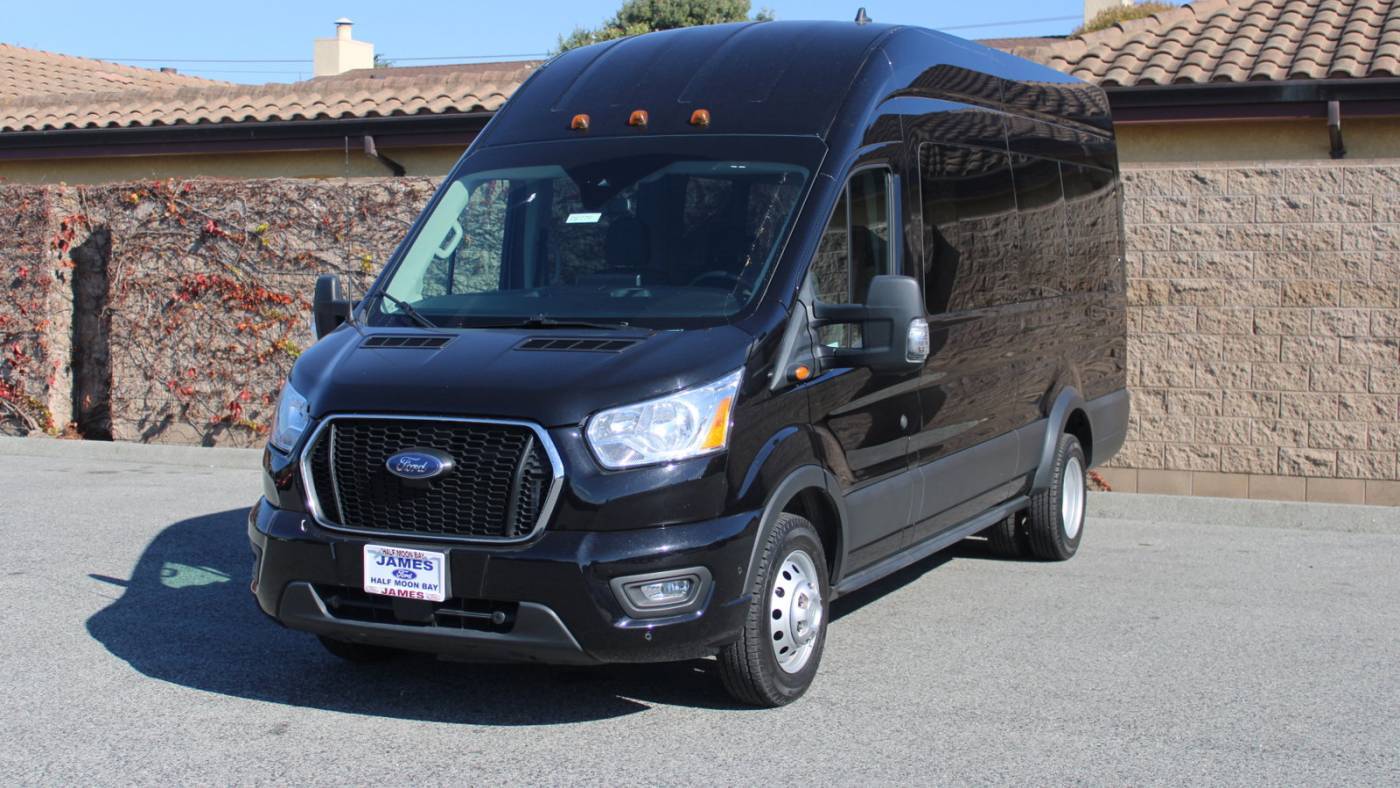 2022 Ford Transit Passenger Wagon T-350 HD XLT — Passenger Van — 27,527 mi — Half Moon Bay, CA