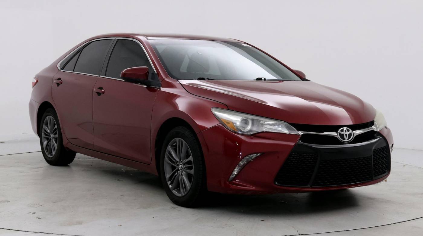2015 Toyota Camry SE — Sedan — 96,939 mi — Savannah, GA