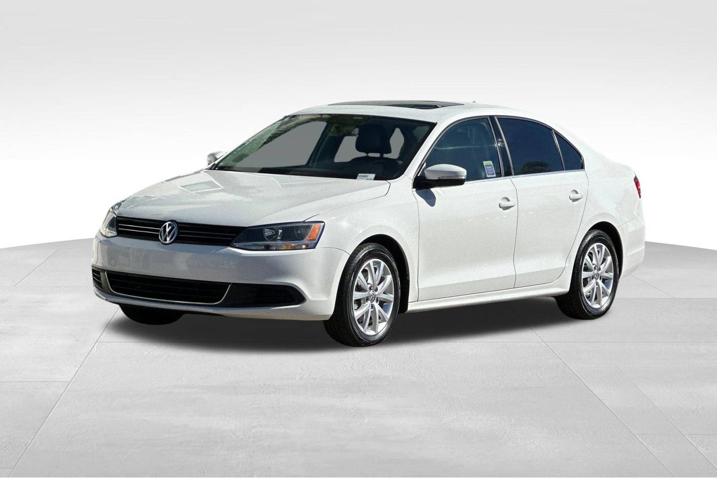 2014 Volkswagen Jetta 1.8T SE — Sedan — 83,303 mi — Escondido, CA