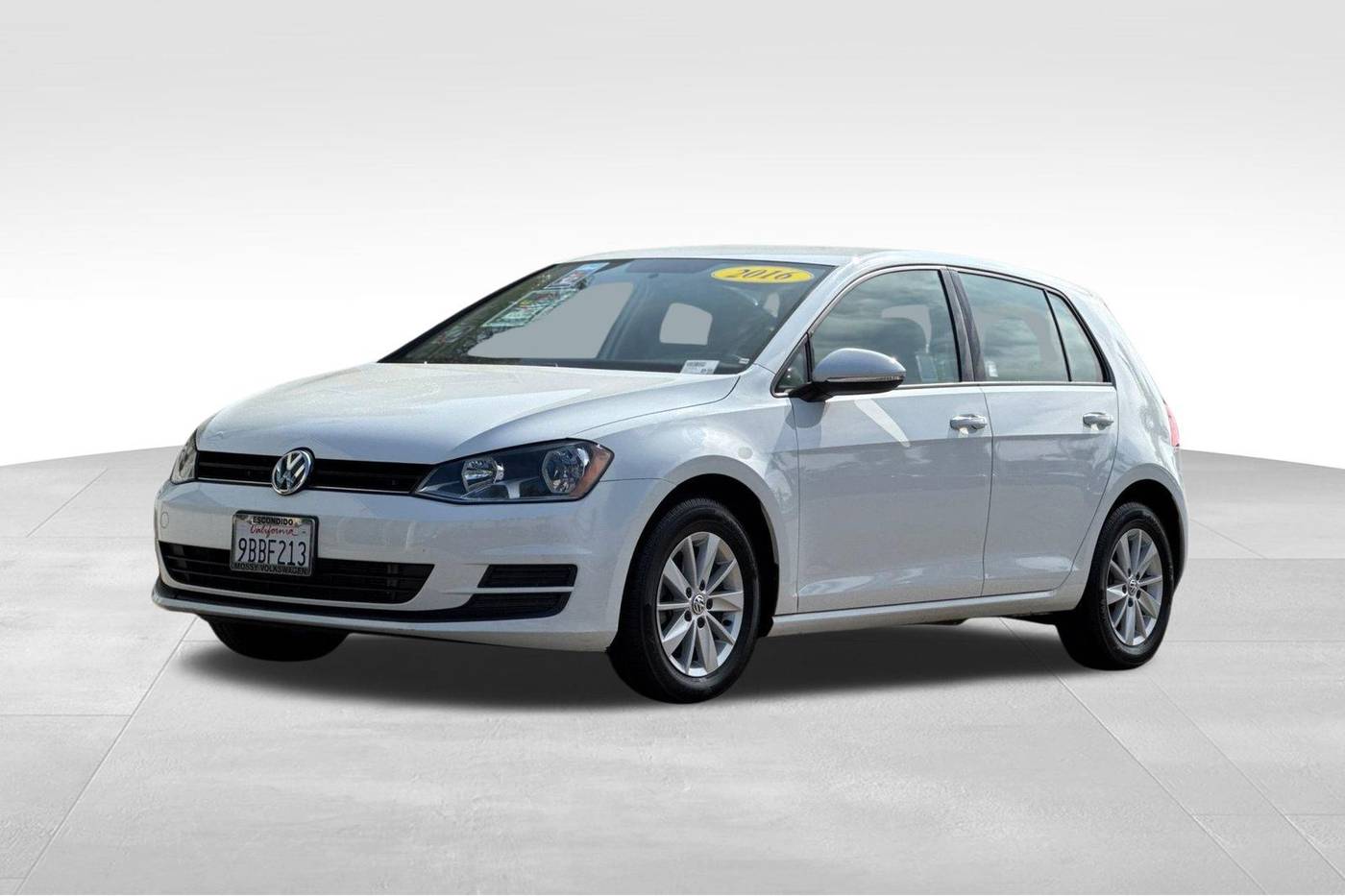 2016 Volkswagen Golf TSI S — Hatchback — 38,715 mi — Escondido, CA