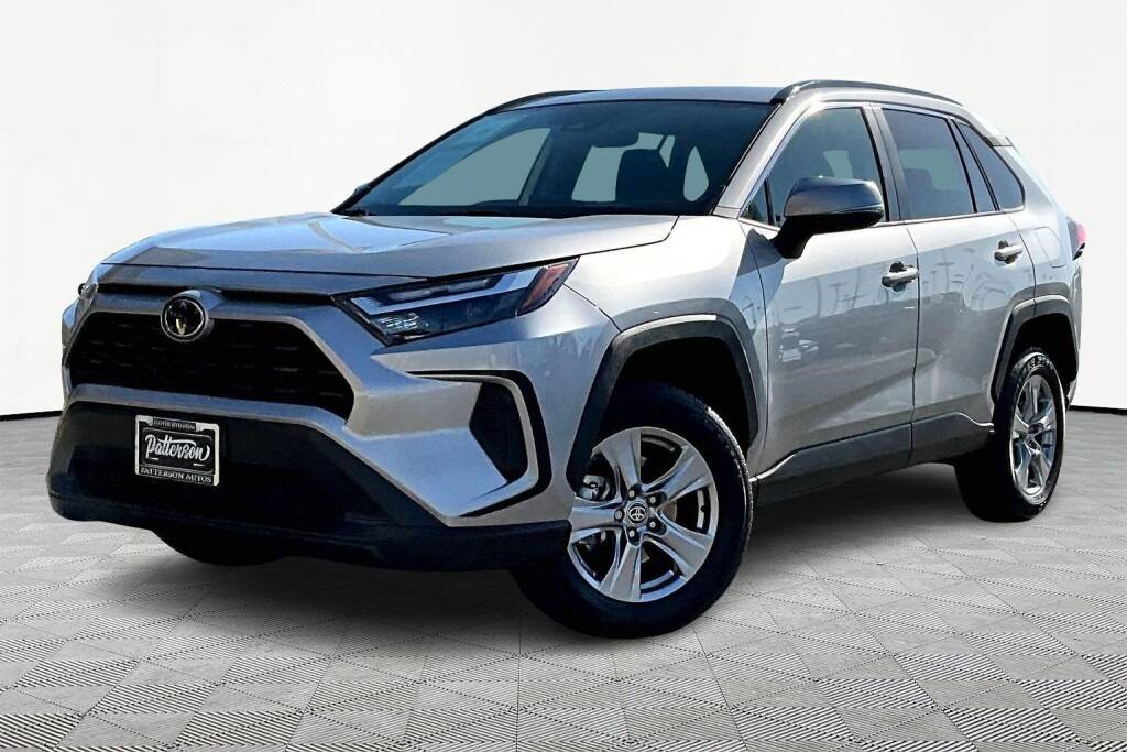 2023 Toyota RAV4 XLE — SUV — 31,059 mi — Tustin, CA