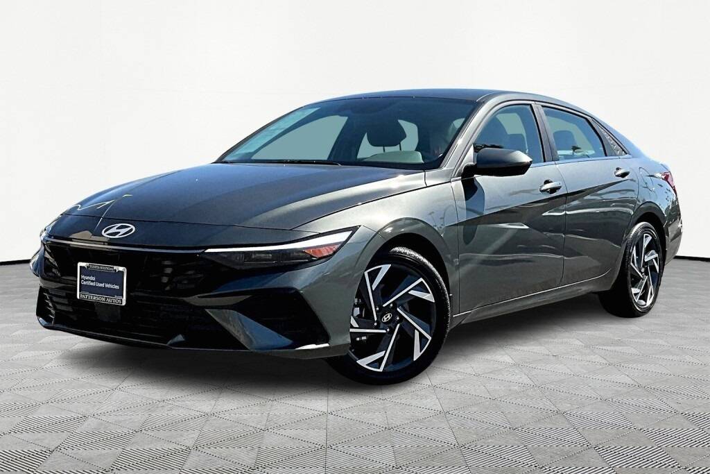 2025 Hyundai Elantra SEL Convenience — Sedan — 4,308 mi — Tustin, CA
