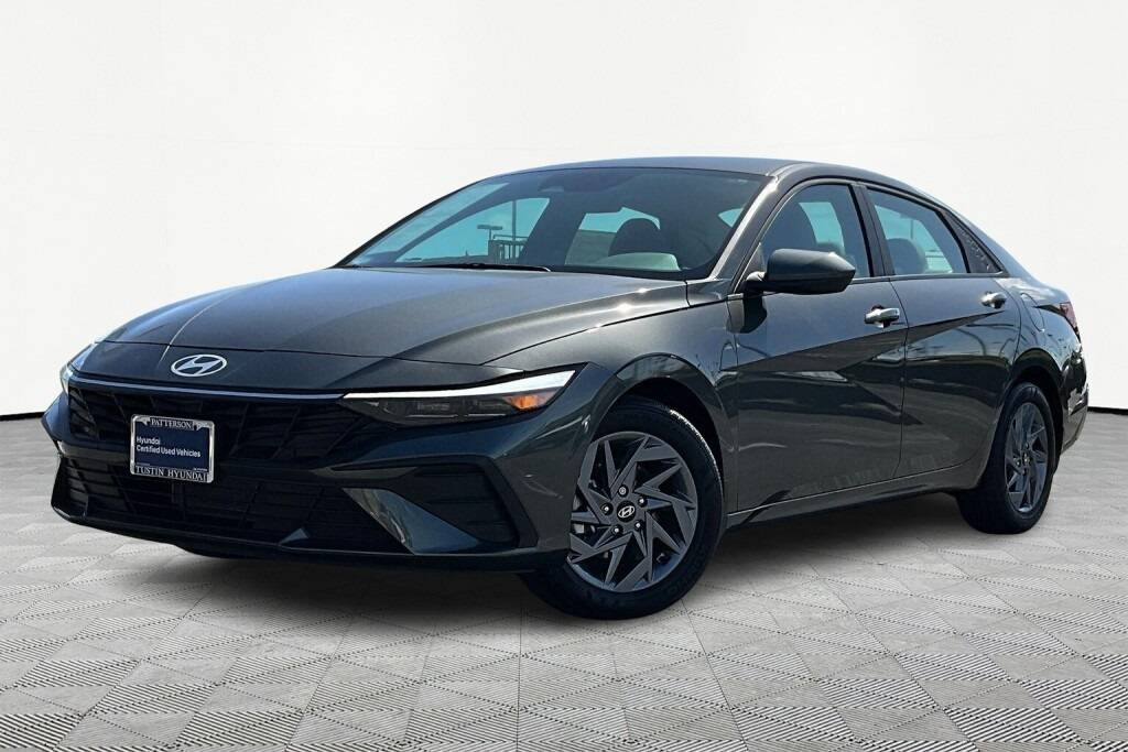 2024 Hyundai Elantra SEL — Sedan — 4,323 mi — Tustin, CA