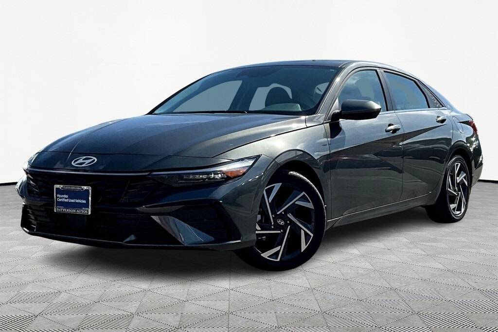 2025 Hyundai Elantra SEL Convenience — Sedan — 8,519 mi — Tustin, CA