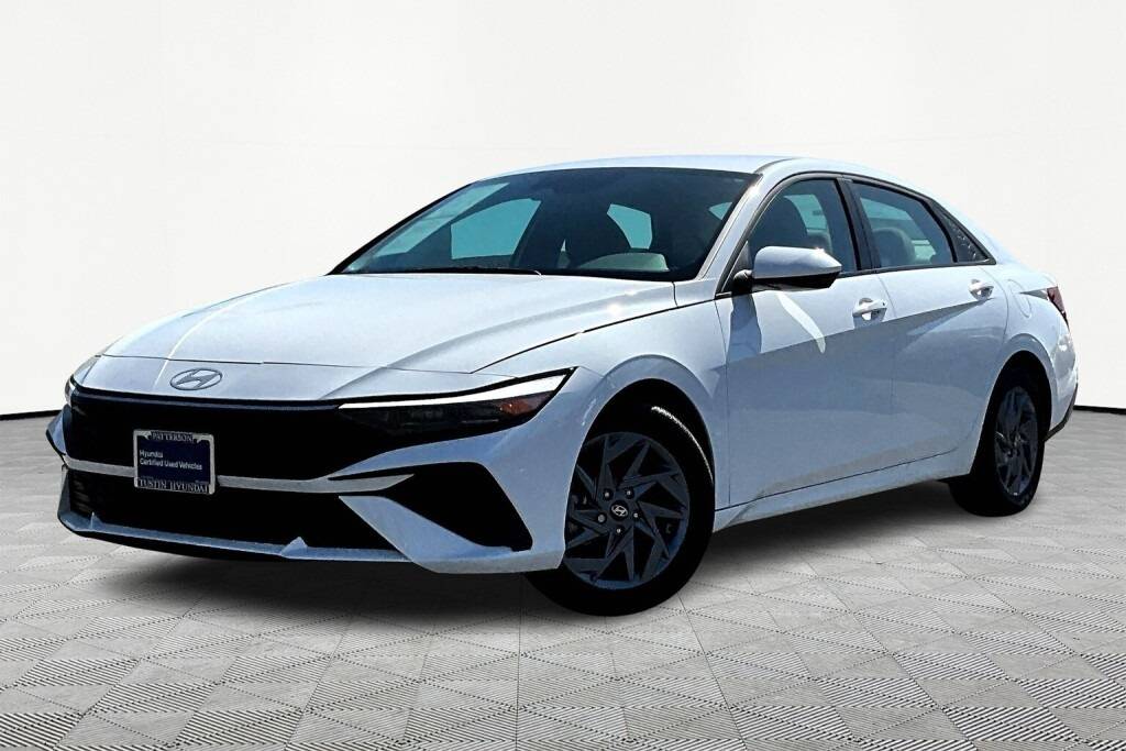 2024 Hyundai Elantra SEL — Sedan — 5,429 mi — Tustin, CA