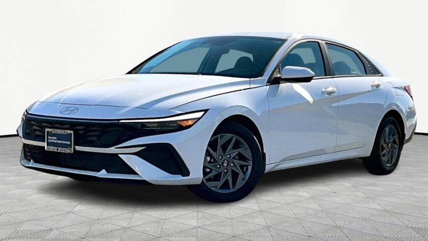 2024 Hyundai Elantra Hybrid Blue — Sedan — 4,239 mi — Tustin, CA