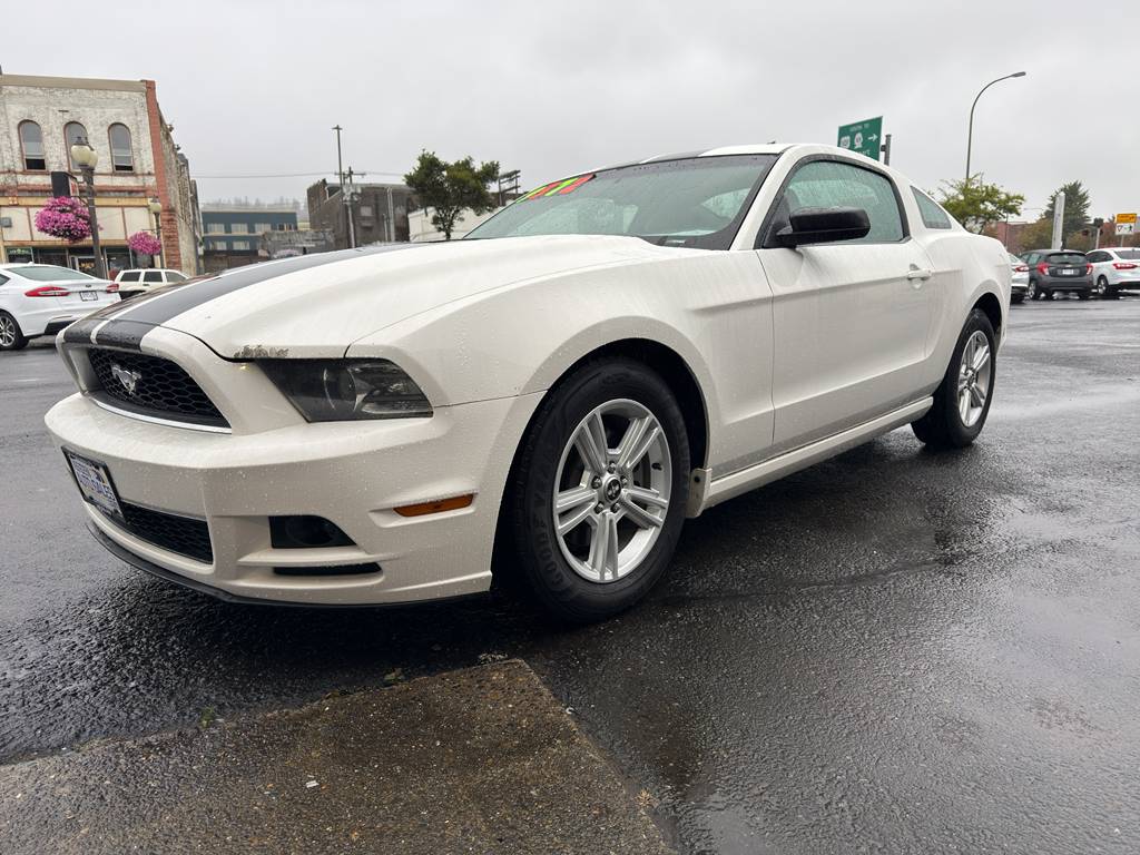 2013 Ford Mustang V6 — Coupe — 151,400 mi — Aberdeen, WA