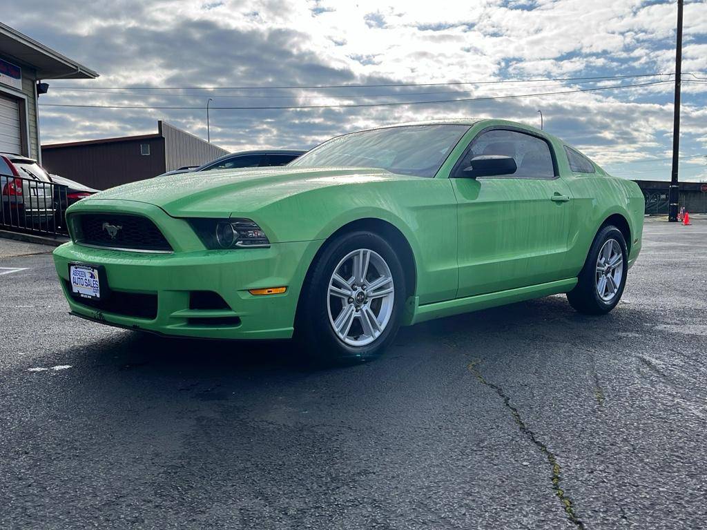 2014 Ford Mustang V6 — Coupe — 185,857 mi — Aberdeen, WA