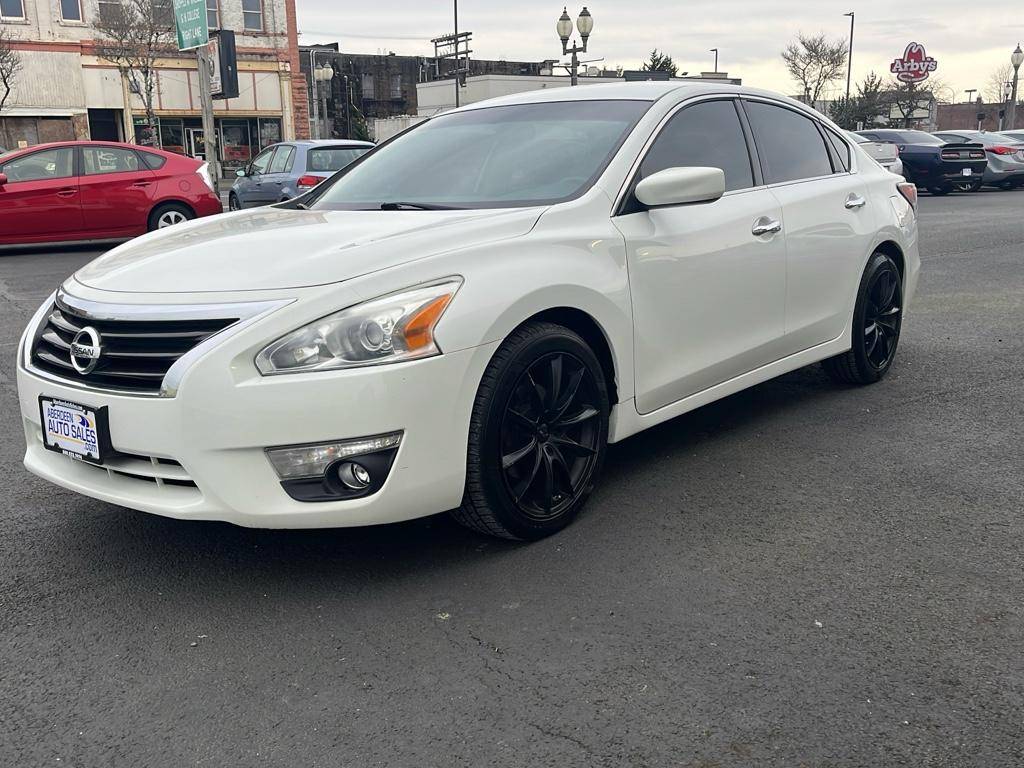2015 Nissan Altima 2.5 S — Sedan — 203,413 mi — Aberdeen, WA