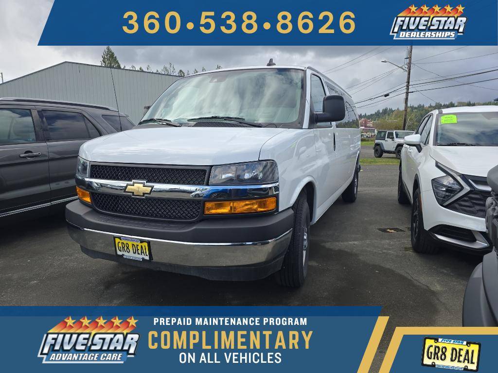 2022 Chevrolet Express Passenger LT — Passenger Van — 3,722 mi — Aberdeen, WA