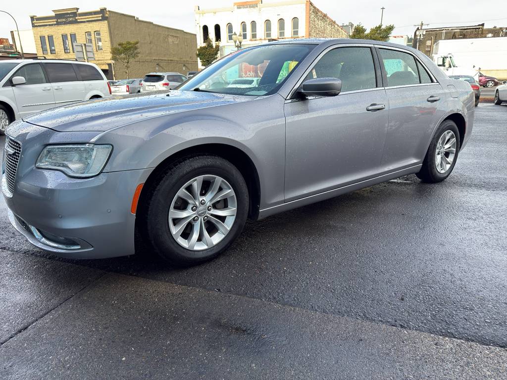 2015 Chrysler 300 Limited
