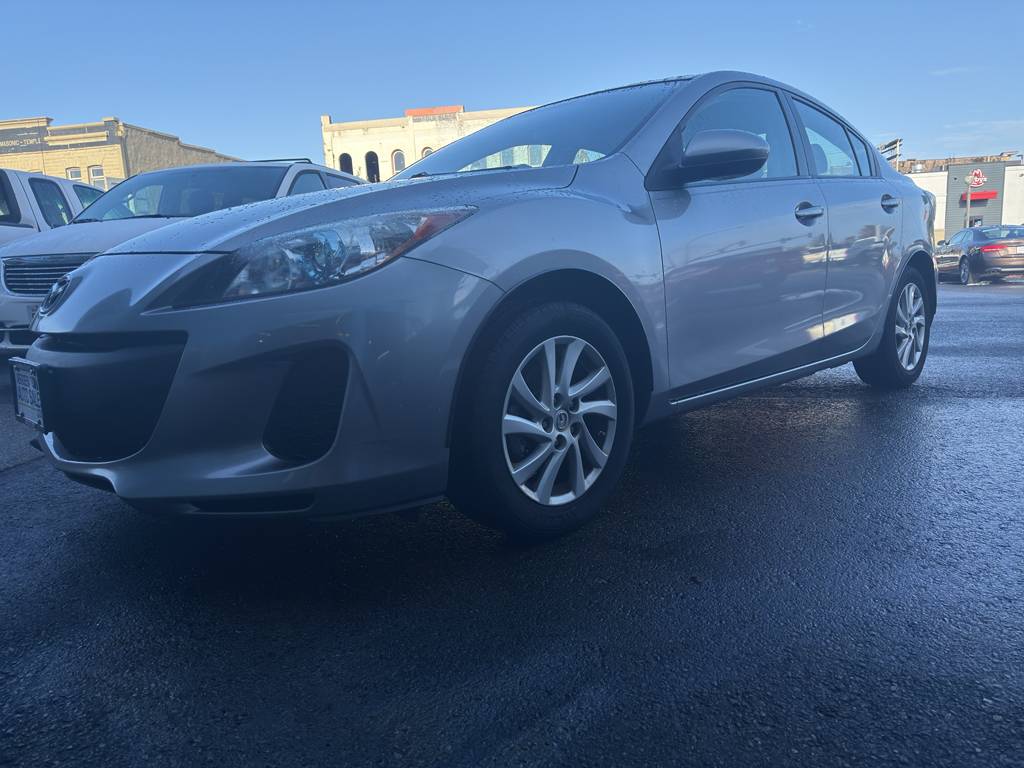 2012 Mazda Mazda3 i Touring — Sedan — 136,859 mi — Aberdeen, WA