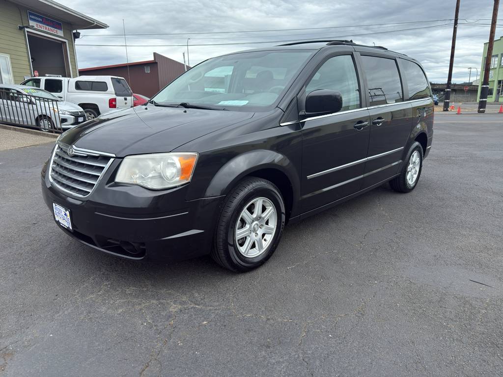 2010 Chrysler Town & Country Touring — Minivan — 166,887 mi — Aberdeen, WA