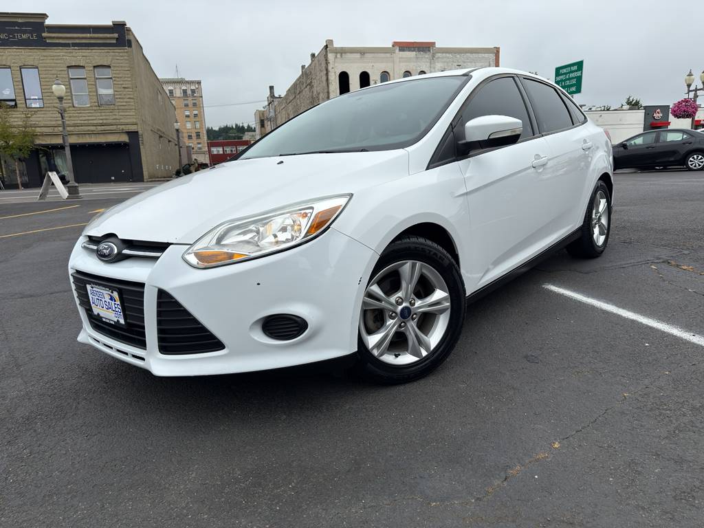 2014 Ford Focus SE — Sedan — 105,752 mi — Aberdeen, WA