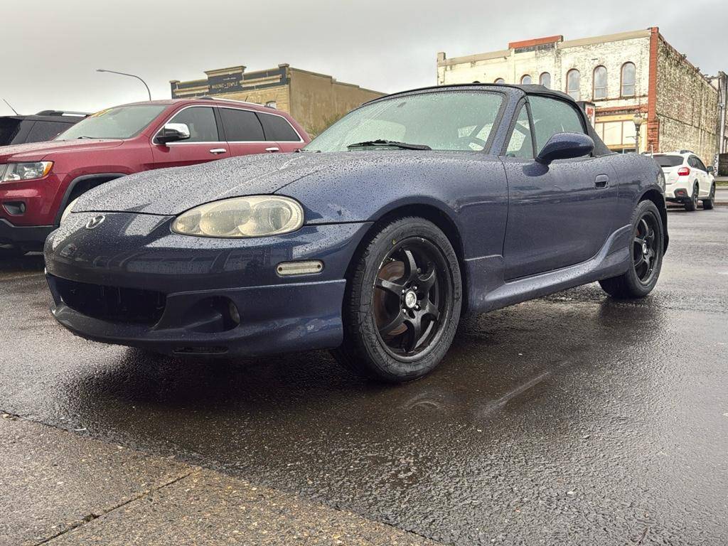 2003 Mazda MX-5 Miata Cloth — Convertible — 210,389 mi — Aberdeen, WA