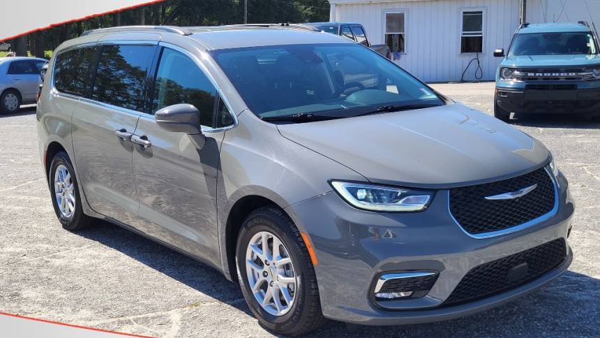 2022 Chrysler Pacifica Touring L — Minivan — 58,886 mi — Sumter, SC