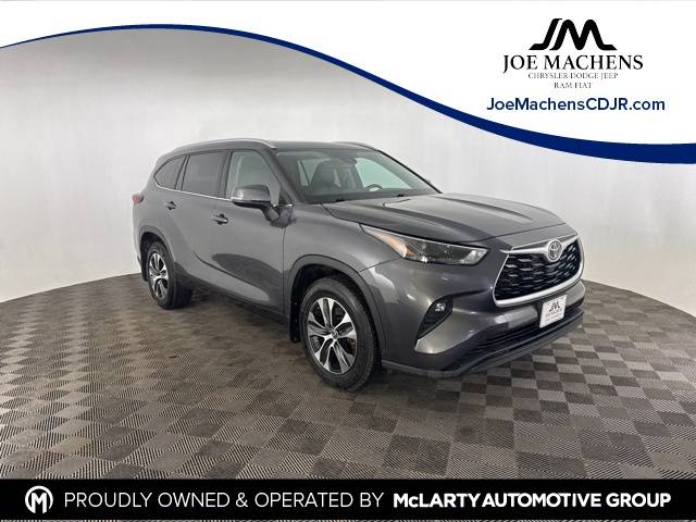2022 Toyota Highlander XLE — SUV — 61,309 mi — Columbia, MO