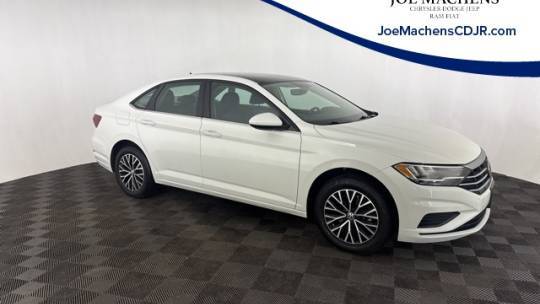 2020 Volkswagen Jetta SE — Sedan — 13,327 mi — Columbia, MO