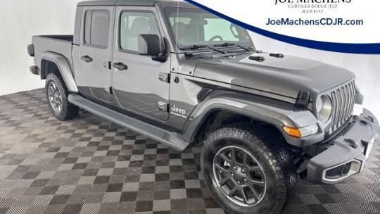 2020 Jeep Gladiator Overland — Pickup Truck — 84,782 mi — Columbia, MO