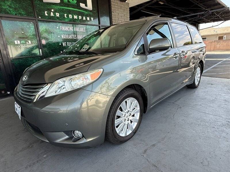 2011 Toyota Sienna Limited — Minivan — 110,051 mi — Orange, CA