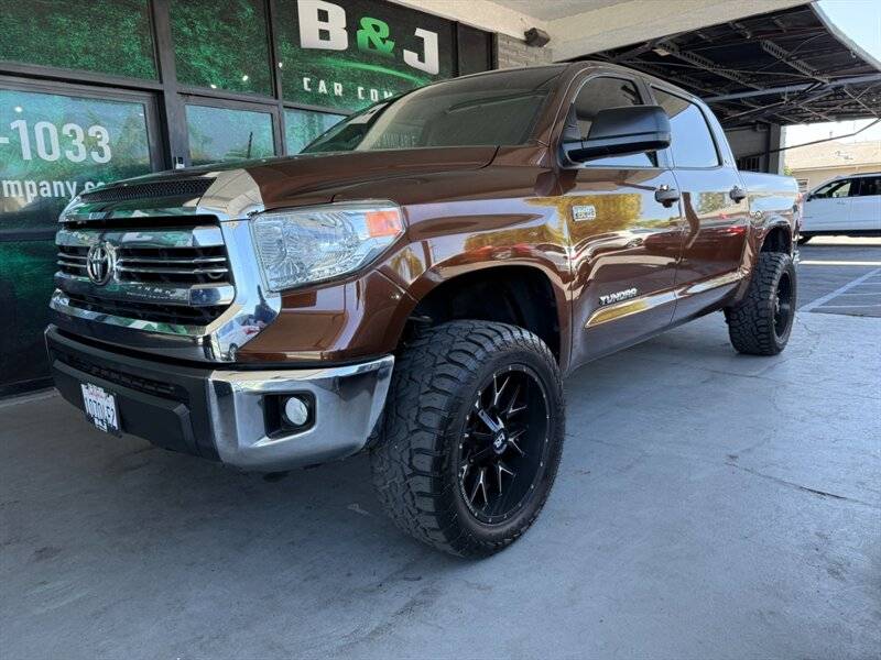 2017 Toyota Tundra SR5