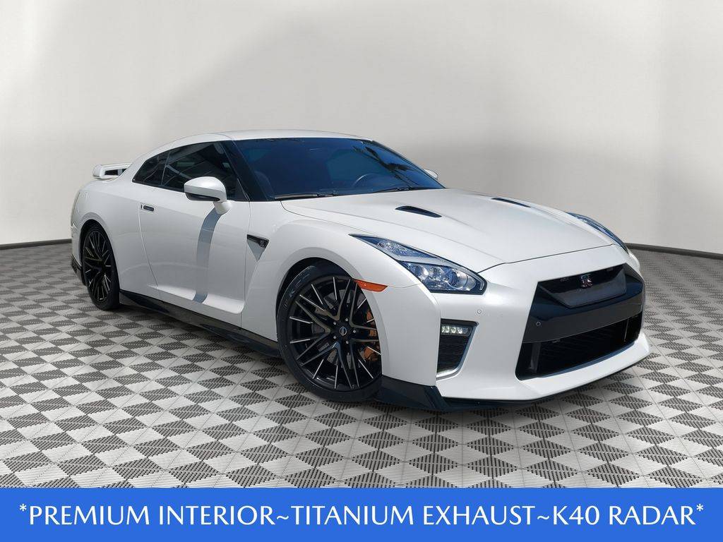 2021 Nissan GT-R Premium — Coupe — 21,329 mi — Pompano Beach, FL