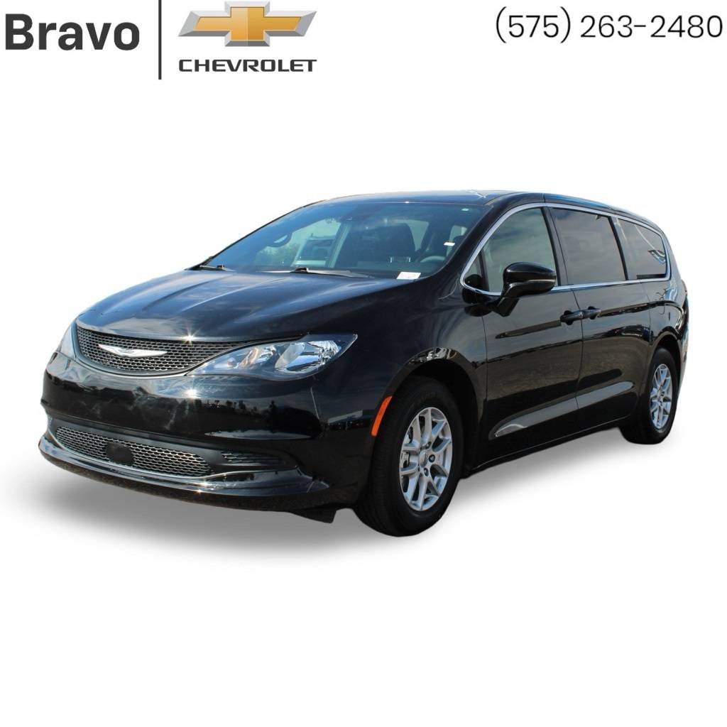 2025 Chrysler Voyager LX — Minivan — 3,508 mi — Las Cruces, NM