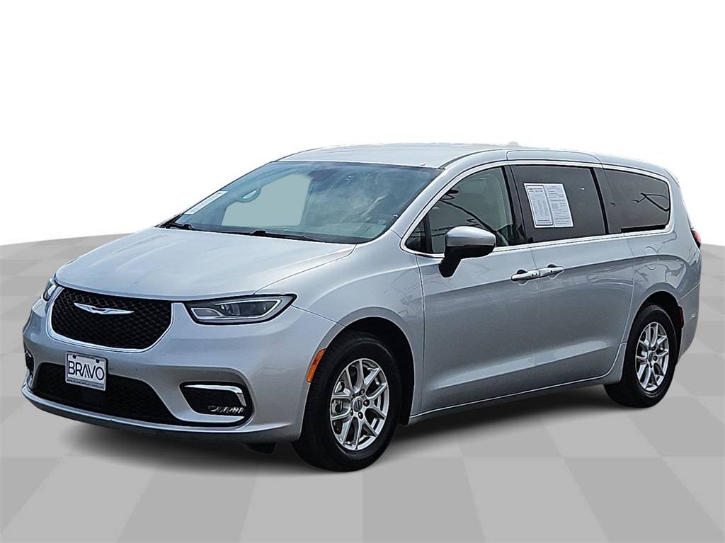 2023 Chrysler Pacifica Touring L — Minivan — 65,544 mi — Las Cruces, NM