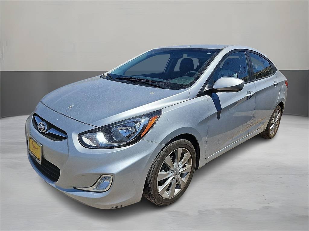 2013 Hyundai Accent GLS — Sedan — 24,256 mi — Las Cruces, NM
