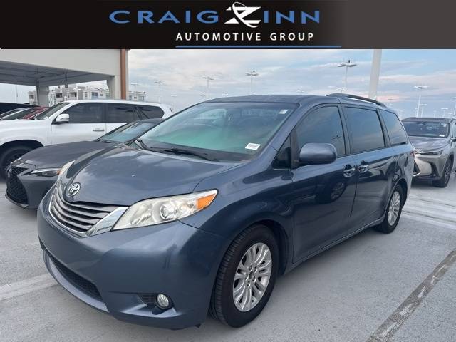 2015 Toyota Sienna XLE — Minivan — 77,311 mi — North Miami, FL