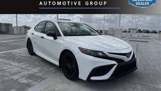2022 Toyota Camry SE — Sedan — 8,639 mi — North Miami, FL