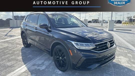2022 Volkswagen Tiguan SE R-Line Black — SUV — 16,291 mi — North Miami, FL