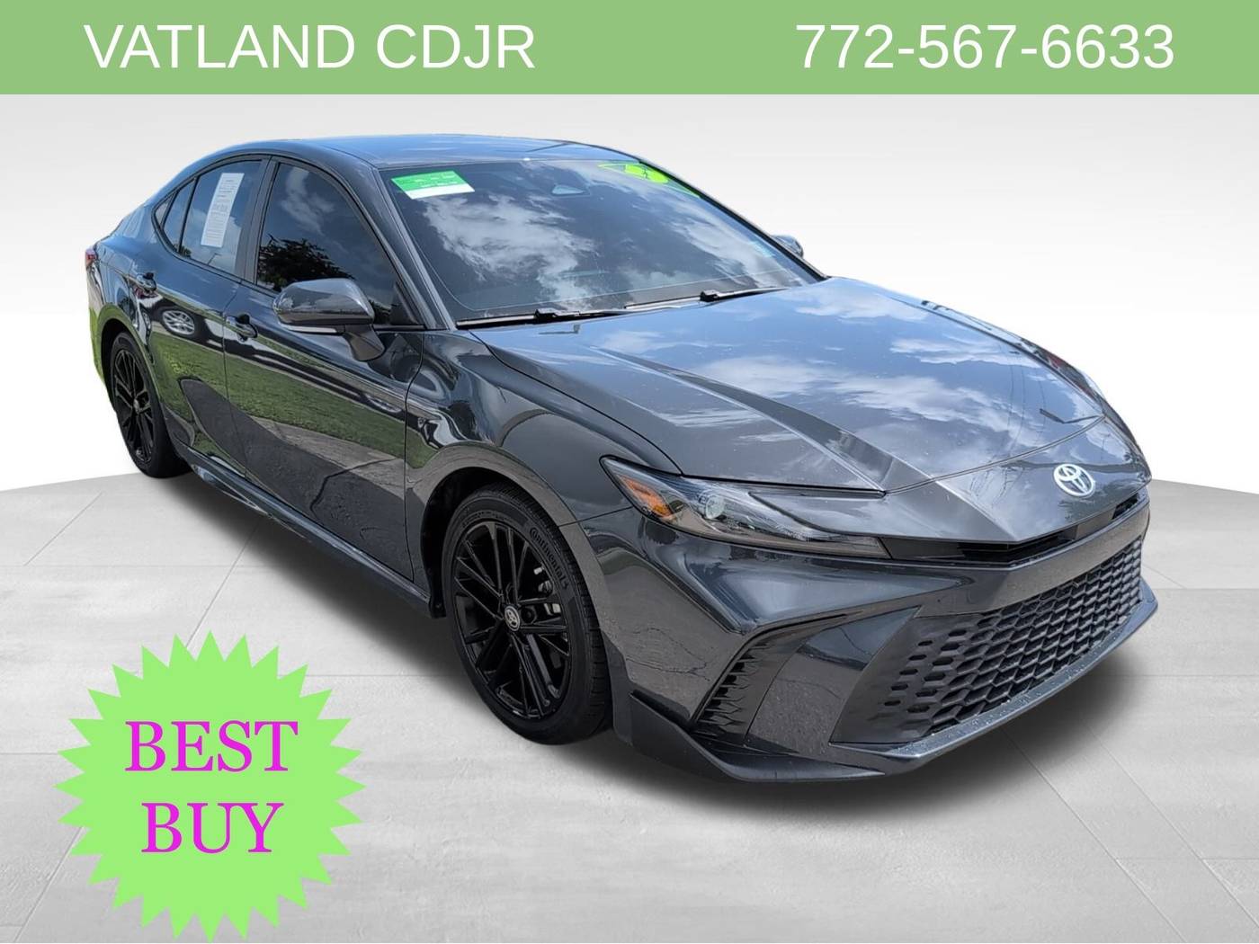 2025 Toyota Camry Hybrid SE — Sedan — 19,237 mi — Vero Beach, FL
