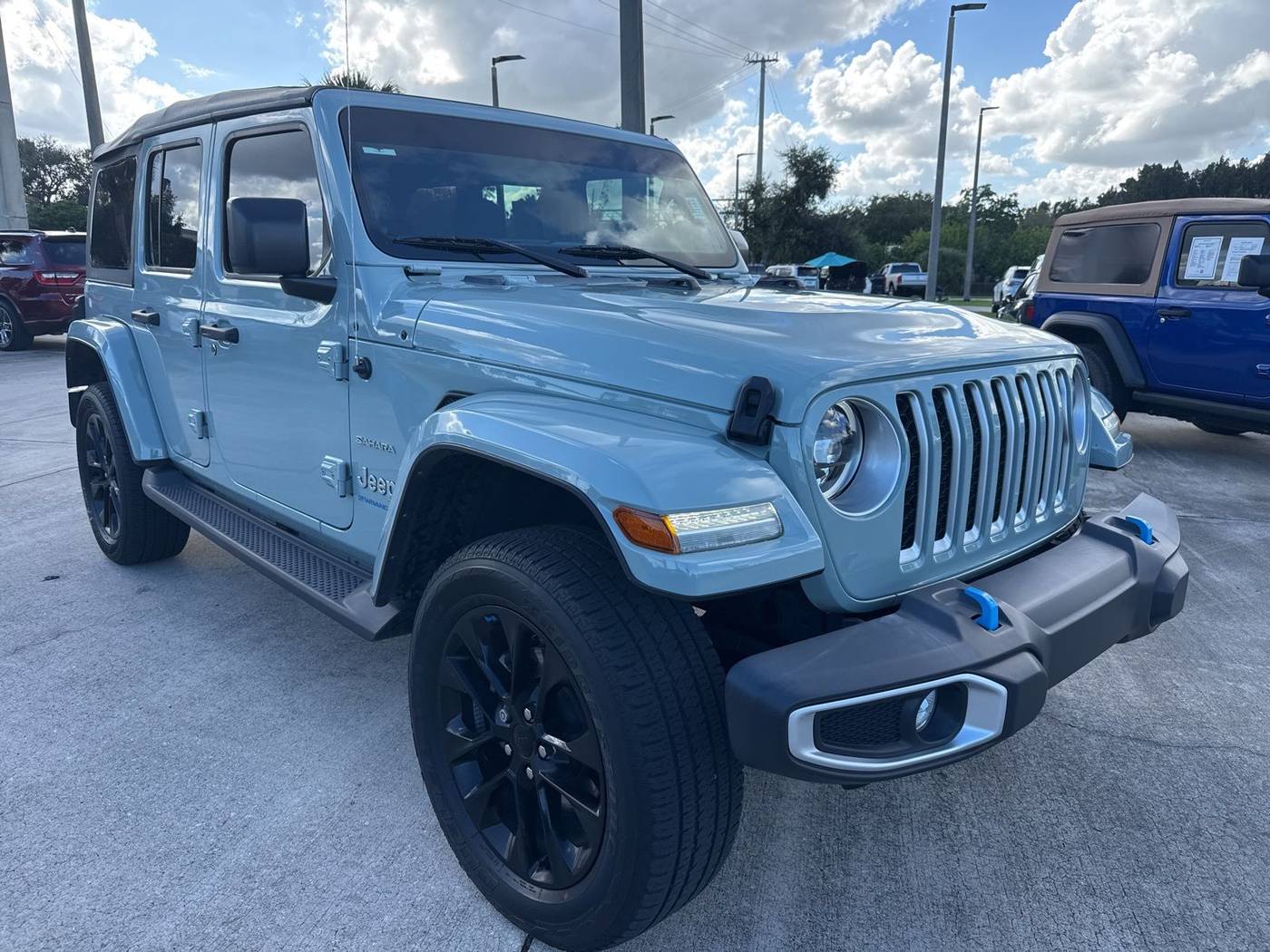 2023 Jeep Wrangler Sahara 4xe — SUV — 19,890 mi — Vero Beach, FL