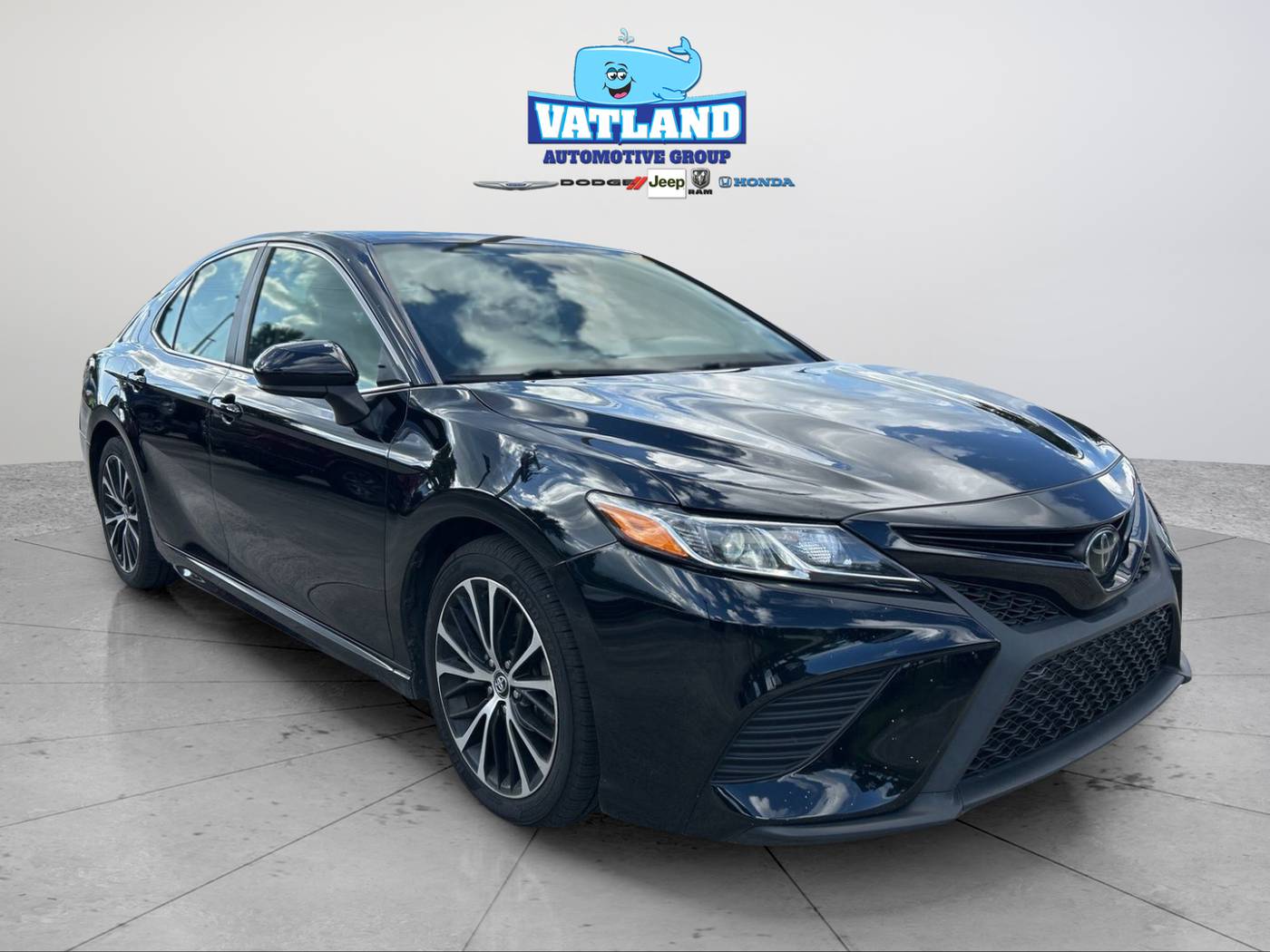 2020 Toyota Camry SE — Sedan — 127,213 mi — Vero Beach, FL