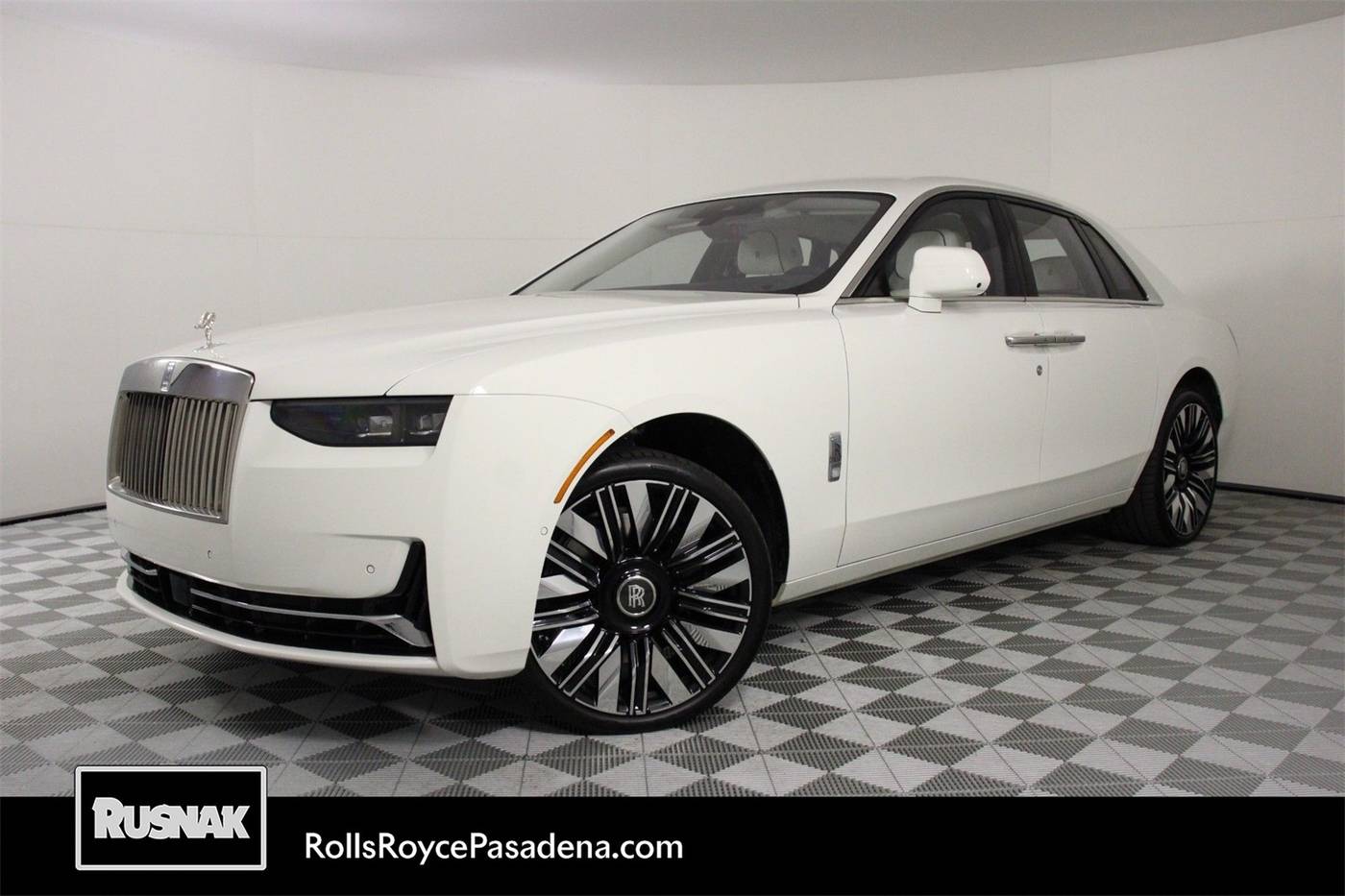 2025 Rolls-Royce Ghost Base
