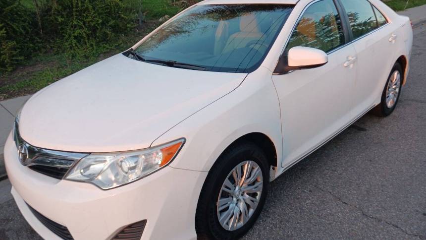 2012 Toyota Camry LE