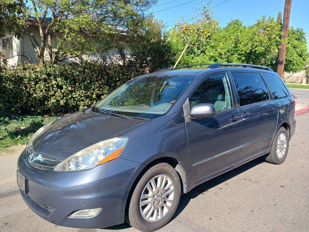 2008 Toyota Sienna XLE — Minivan — 164,273 mi — El Monte, CA