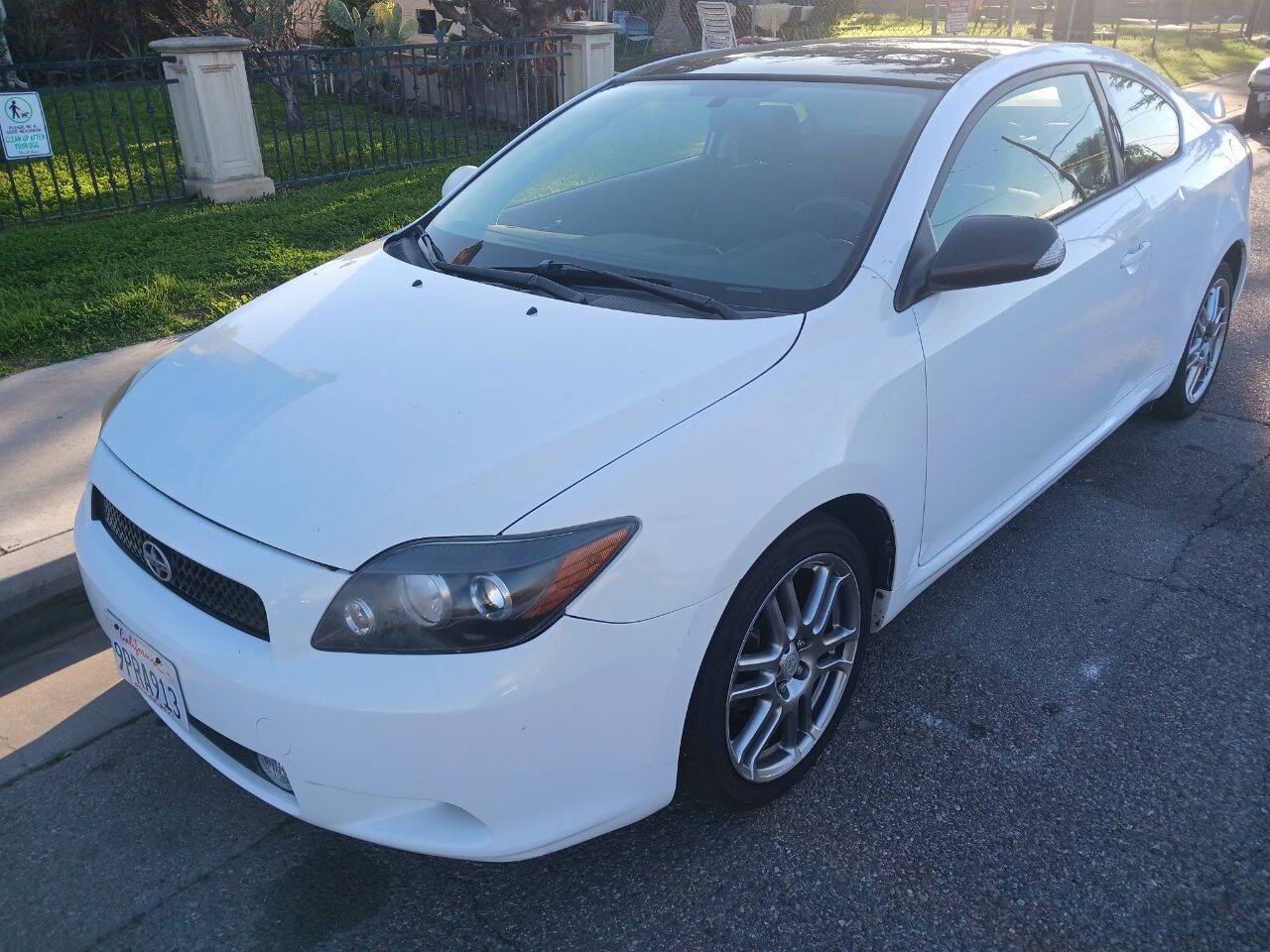 2009 Scion tC Base — Hatchback — 123,216 mi — El Monte, CA