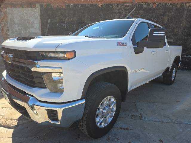 2024 Chevrolet Silverado 2500HD LT — Pickup Truck — 10,711 mi — Breckenridge, TX