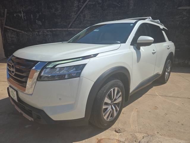 2023 Nissan Pathfinder SL — SUV — 48,304 mi — Breckenridge, TX