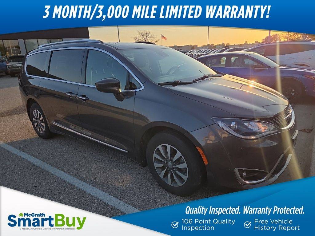 2020 Chrysler Pacifica Touring L Plus — Minivan — 122,637 mi — Hiawatha, IA