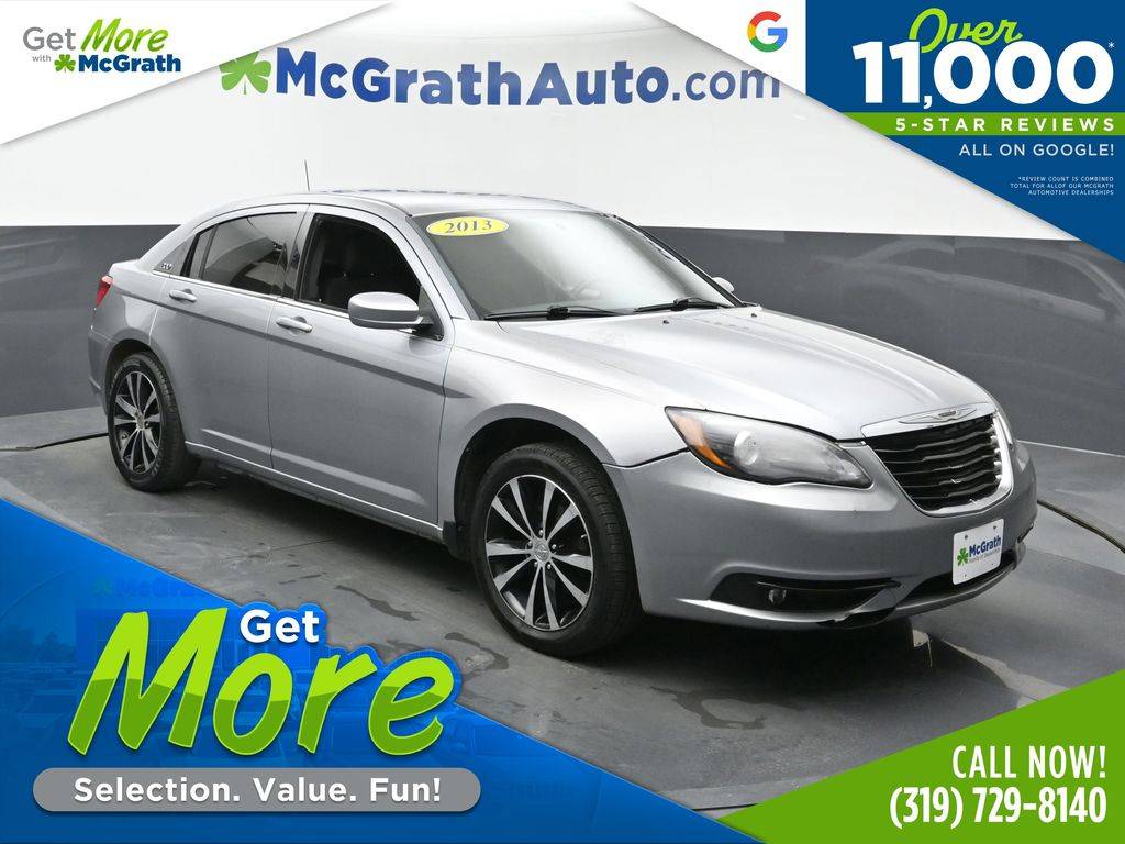 2013 Chrysler 200 Touring — Sedan — 124,688 mi — Hiawatha, IA