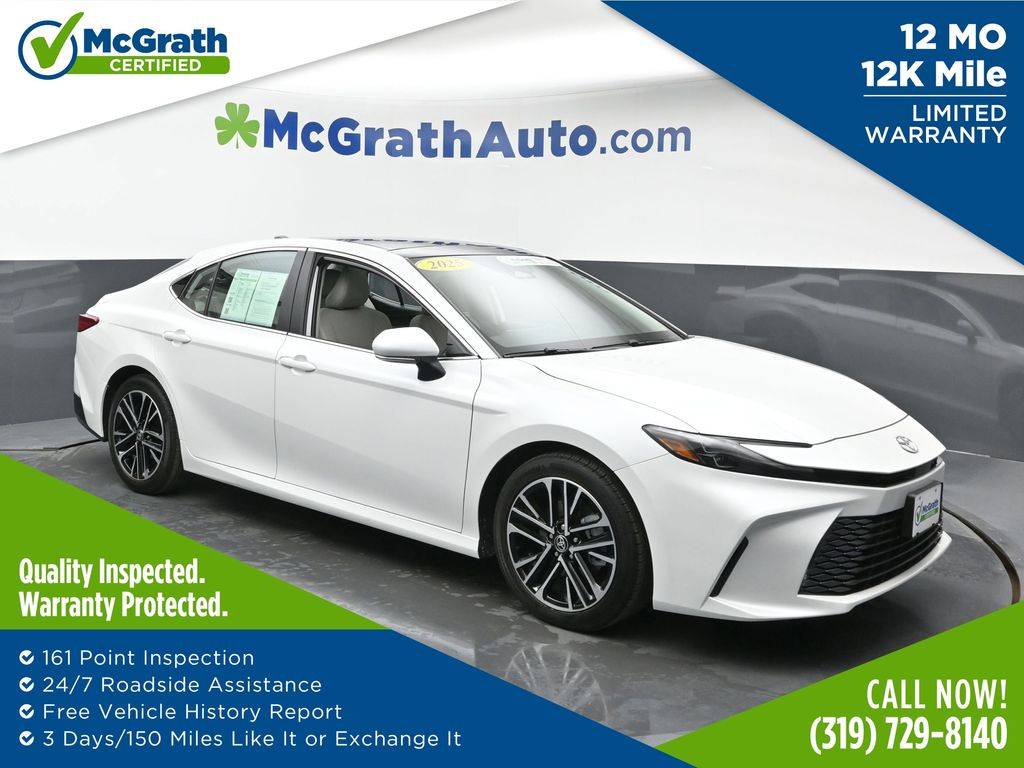 2025 Toyota Camry XLE — Sedan — 2,074 mi — Hiawatha, IA